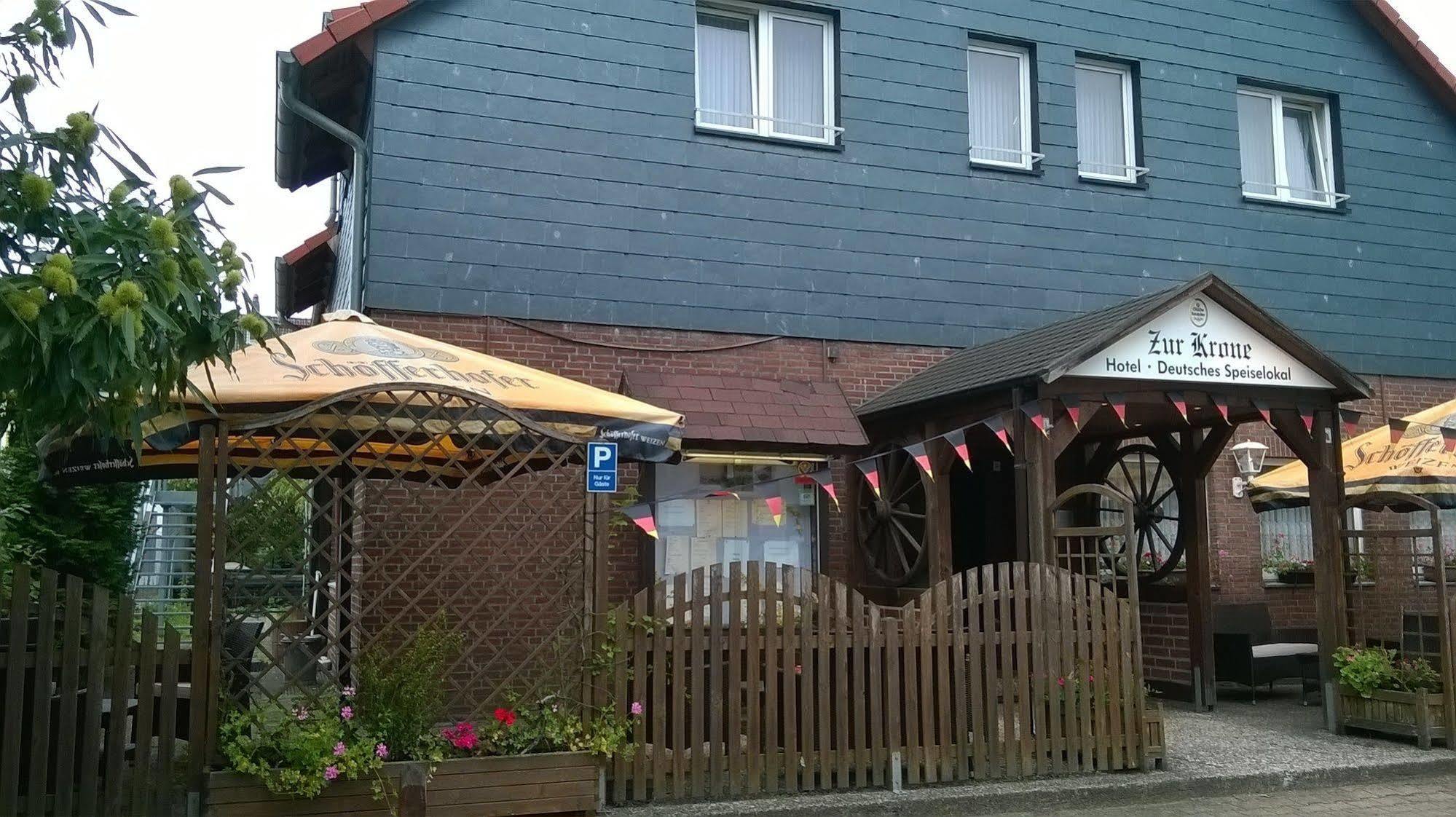 Zur Krone Seelze Exterior foto