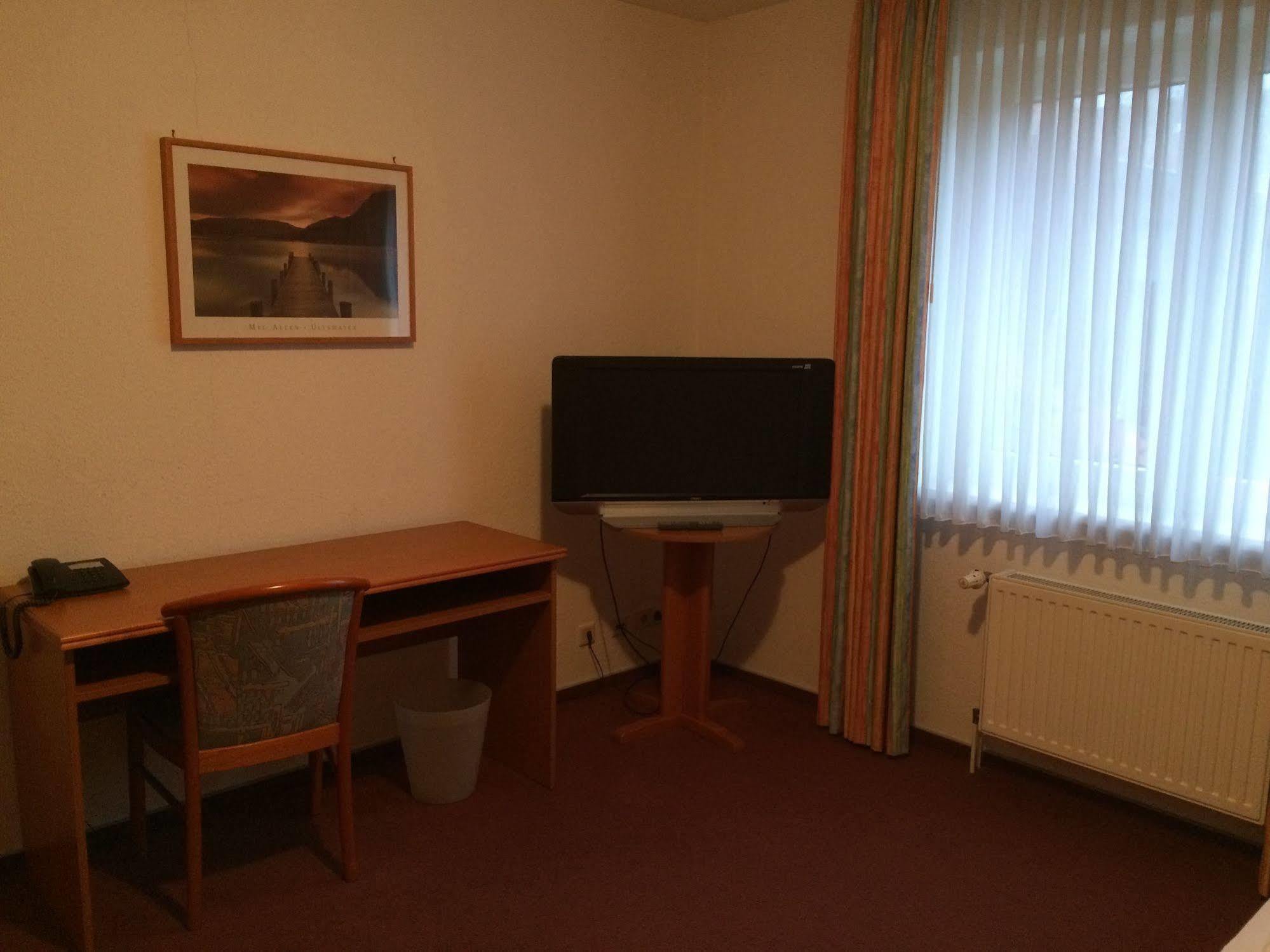 Zur Krone Seelze Exterior foto